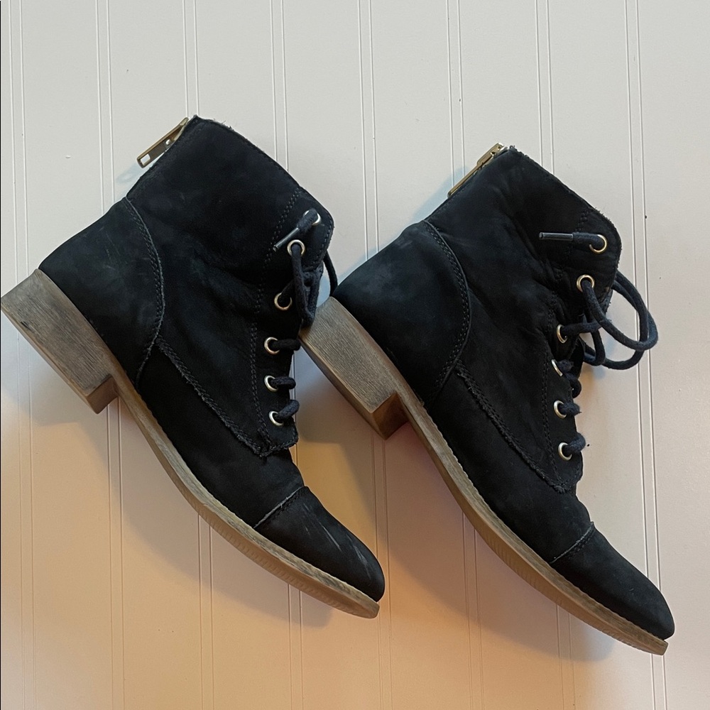 Steve Madden Women’s Black Lace-Up Boots Size 8.5 Zipper Back - Picture 6 of 10